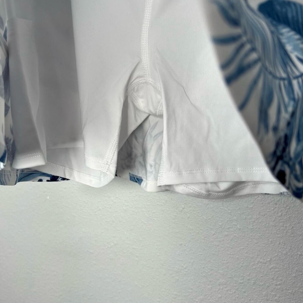 Tommy Bahama Skort Size L - Picture 3 of 4